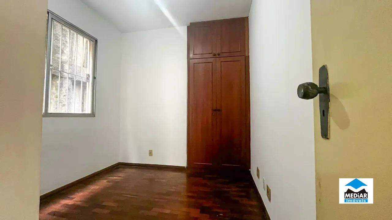 Apartamento à venda com 3 quartos, 80m² - Foto 7
