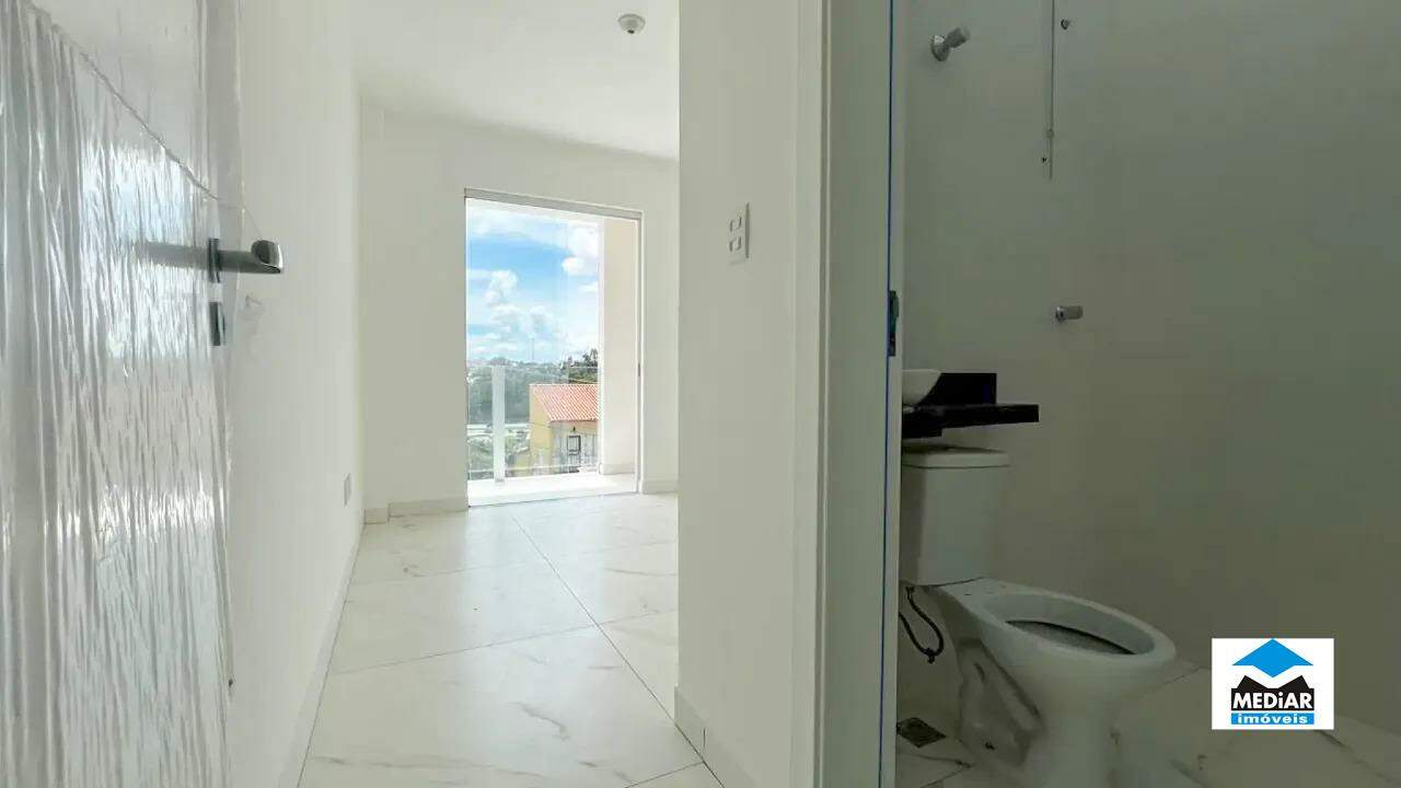 Casa à venda com 2 quartos, 80m² - Foto 8