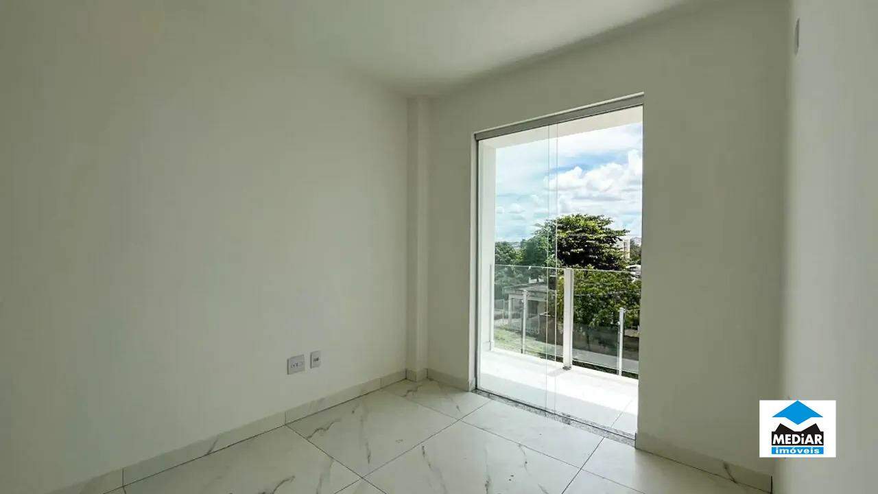 Casa à venda com 2 quartos, 80m² - Foto 6