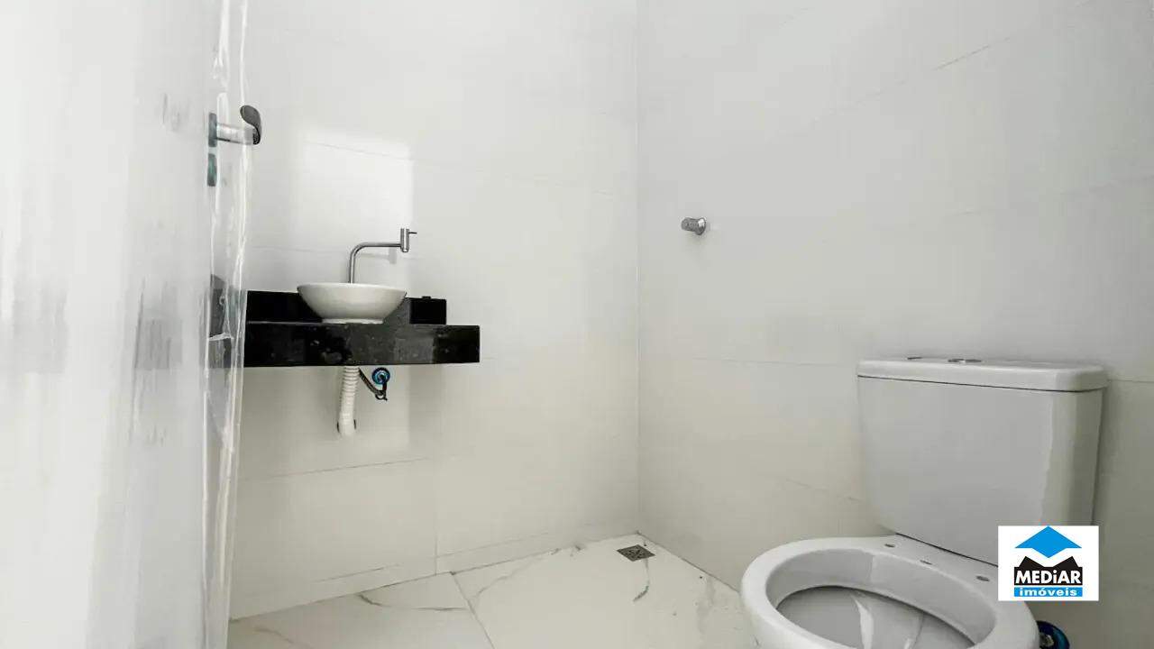 Casa à venda com 2 quartos, 80m² - Foto 14