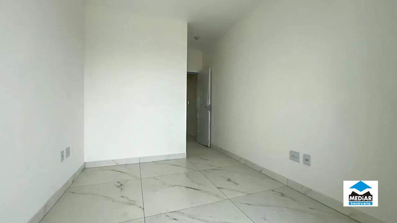 Casa à venda com 2 quartos, 80m² - Foto 17