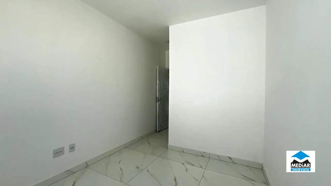 Casa à venda com 2 quartos, 80m² - Foto 15