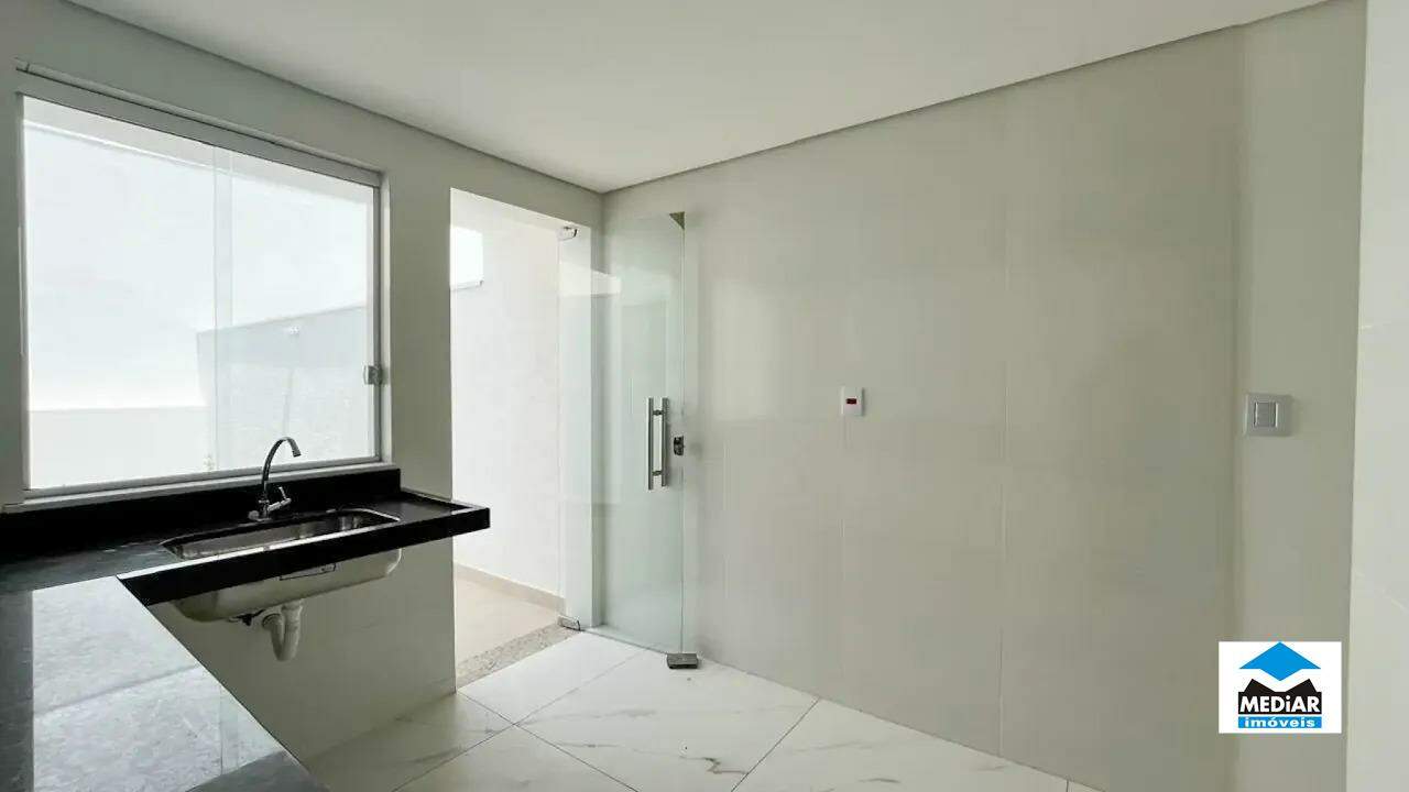 Casa à venda com 2 quartos, 80m² - Foto 21