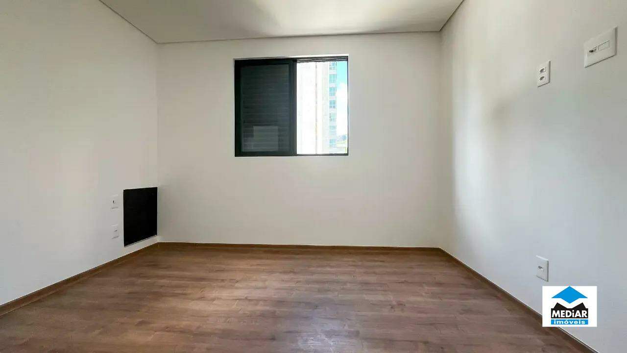 Apartamento à venda com 1 quarto, 41m² - Foto 6