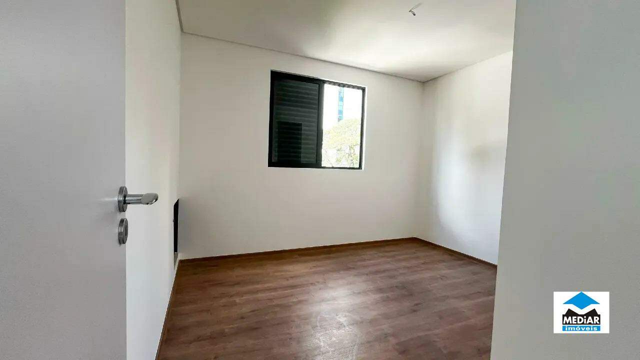 Apartamento à venda com 1 quarto, 41m² - Foto 7