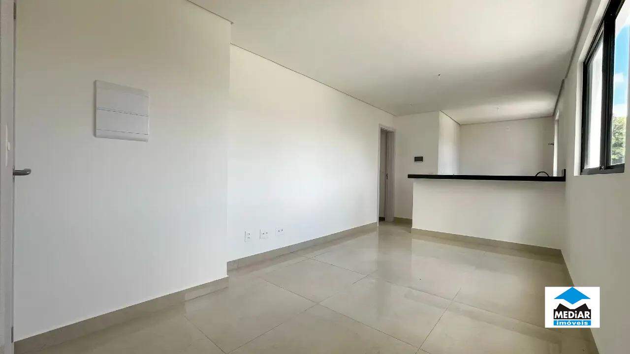 Apartamento à venda com 1 quarto, 41m² - Foto 1