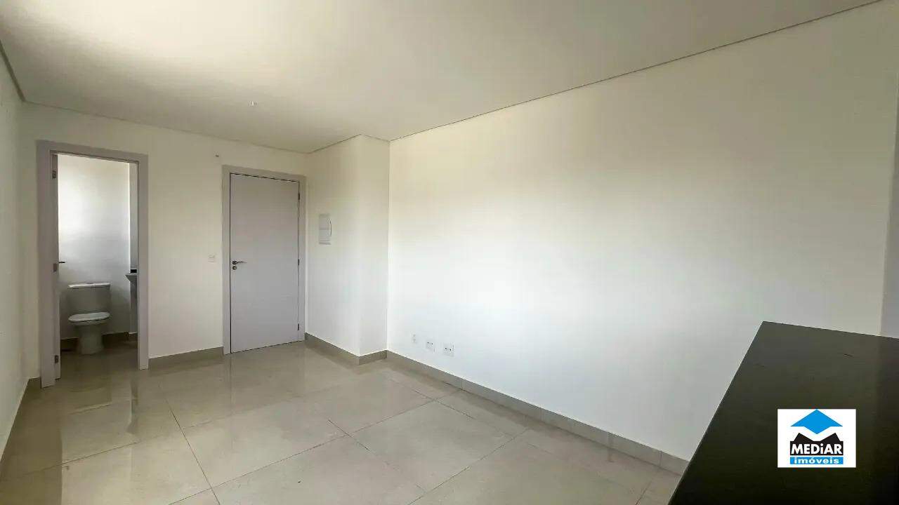 Apartamento à venda com 1 quarto, 41m² - Foto 3