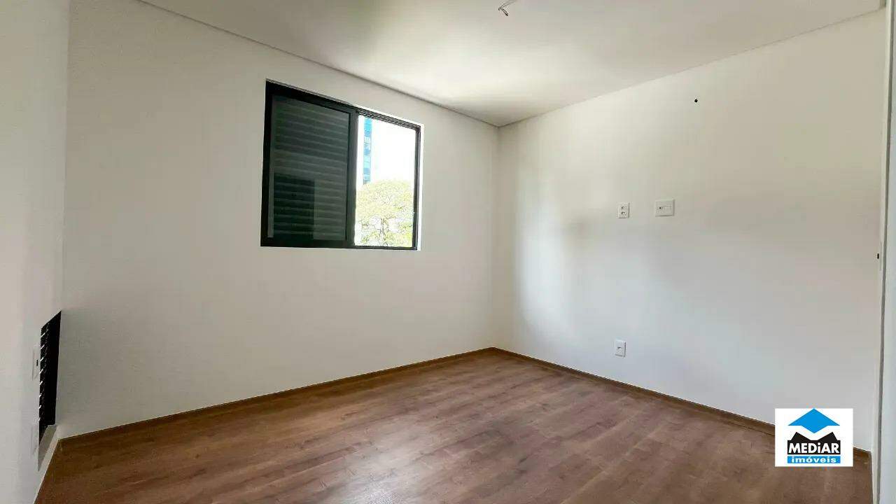 Apartamento à venda com 1 quarto, 41m² - Foto 8