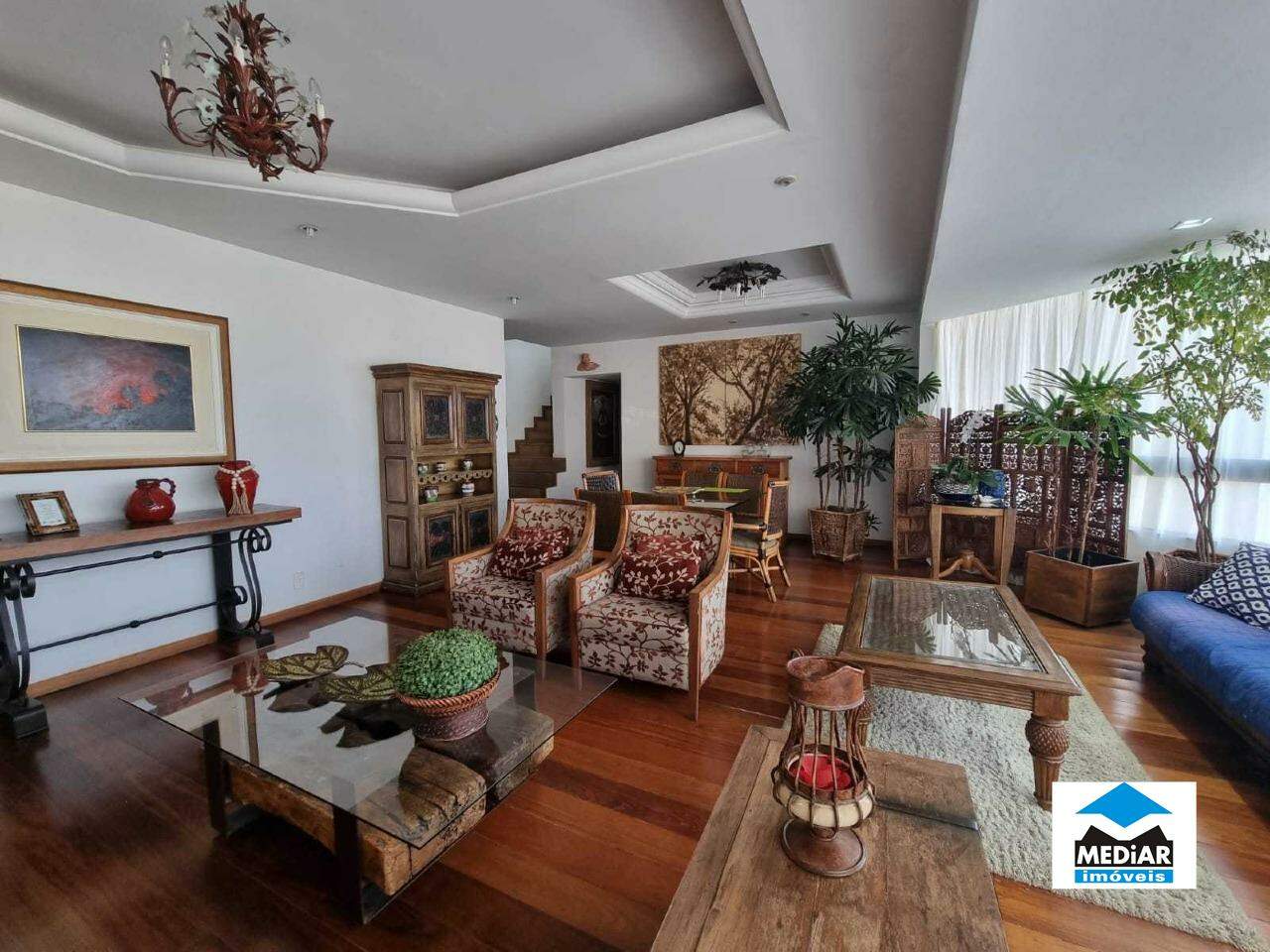 Cobertura à venda com 5 quartos, 377m² - Foto 1