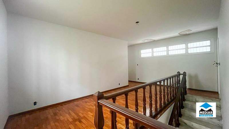Casa à venda com 4 quartos, 510m² - Foto 18