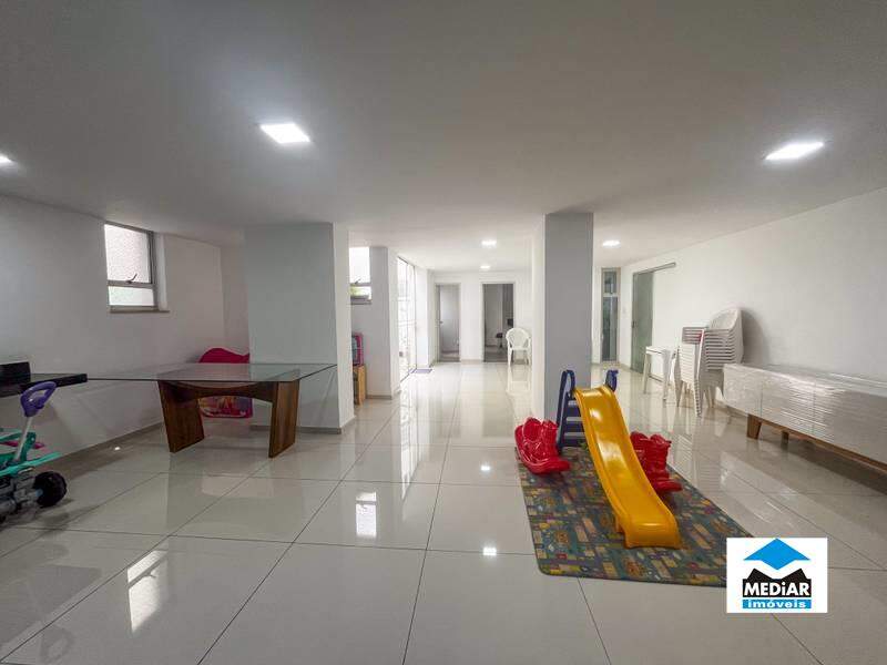 Apartamento à venda com 4 quartos, 118m² - Foto 4