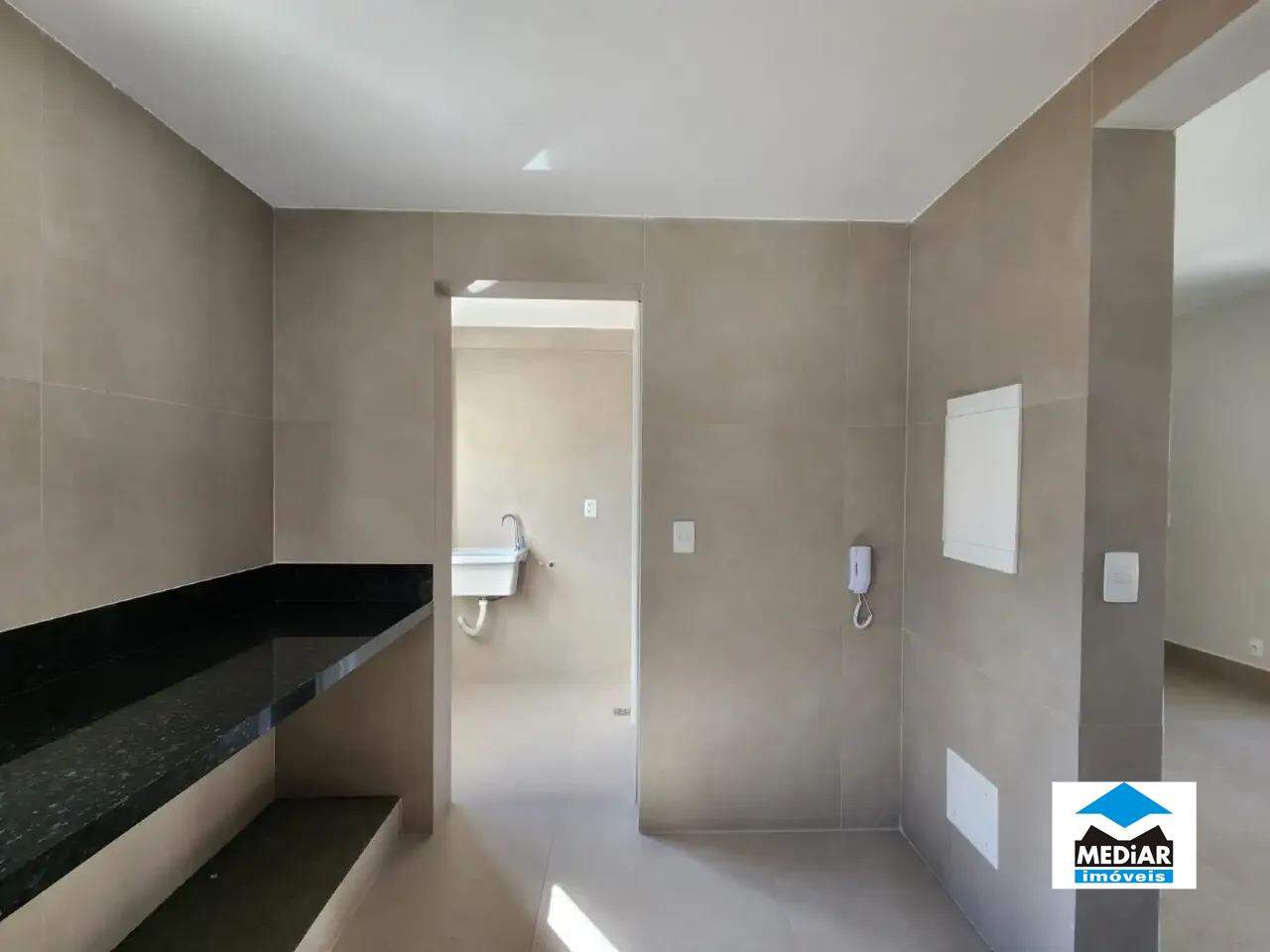 Apartamento à venda com 3 quartos, 85m² - Foto 20