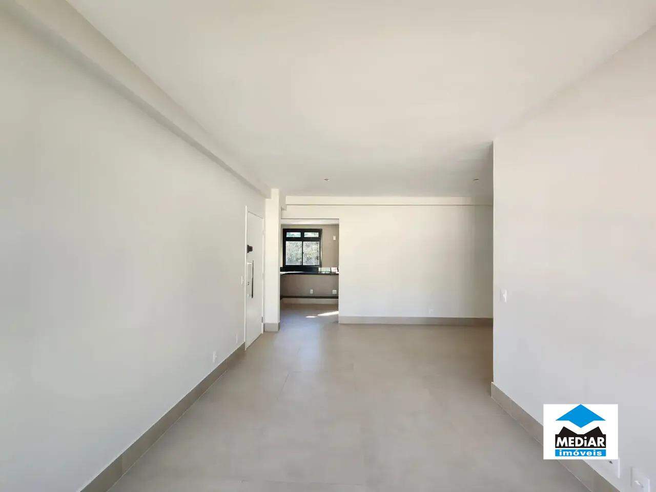 Apartamento à venda com 3 quartos, 85m² - Foto 15