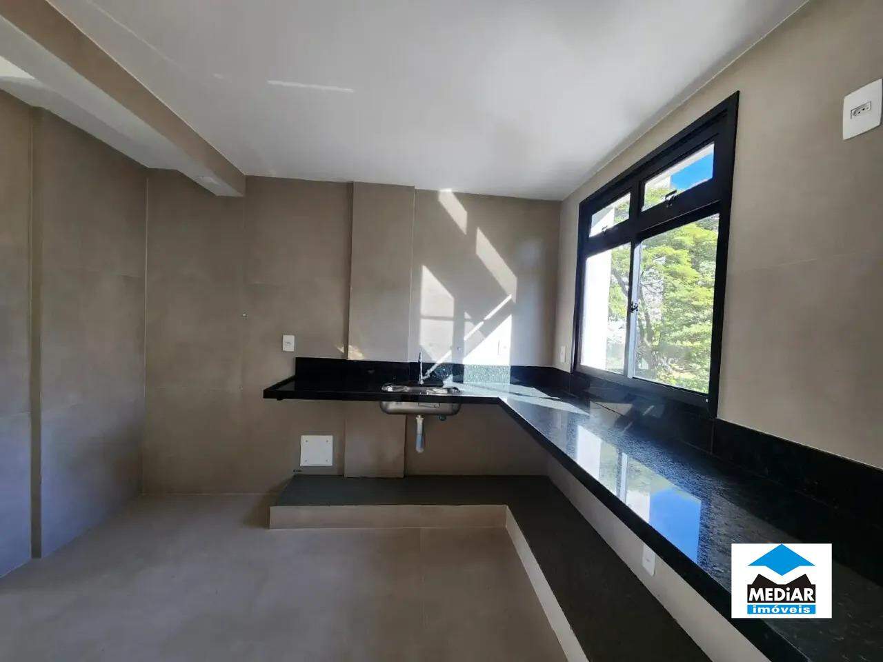Apartamento à venda com 3 quartos, 85m² - Foto 18