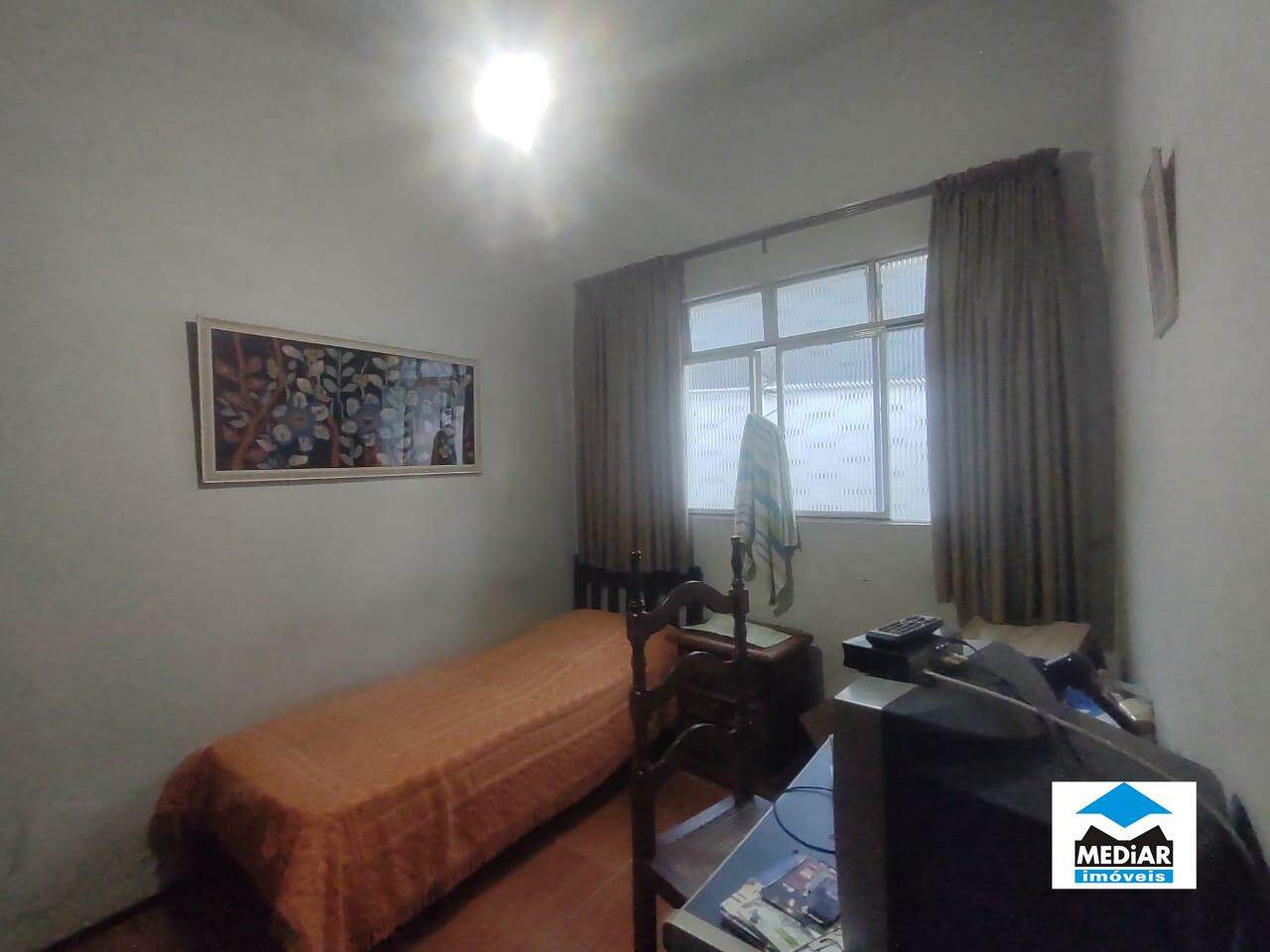 Casa para alugar com 4 quartos, 298m² - Foto 7