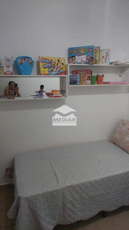 Apartamento à venda com 3 quartos, 95m² - Foto 15