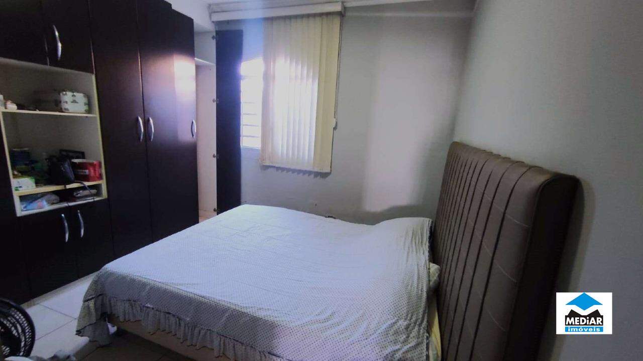 Casa à venda com 3 quartos, 144m² - Foto 13