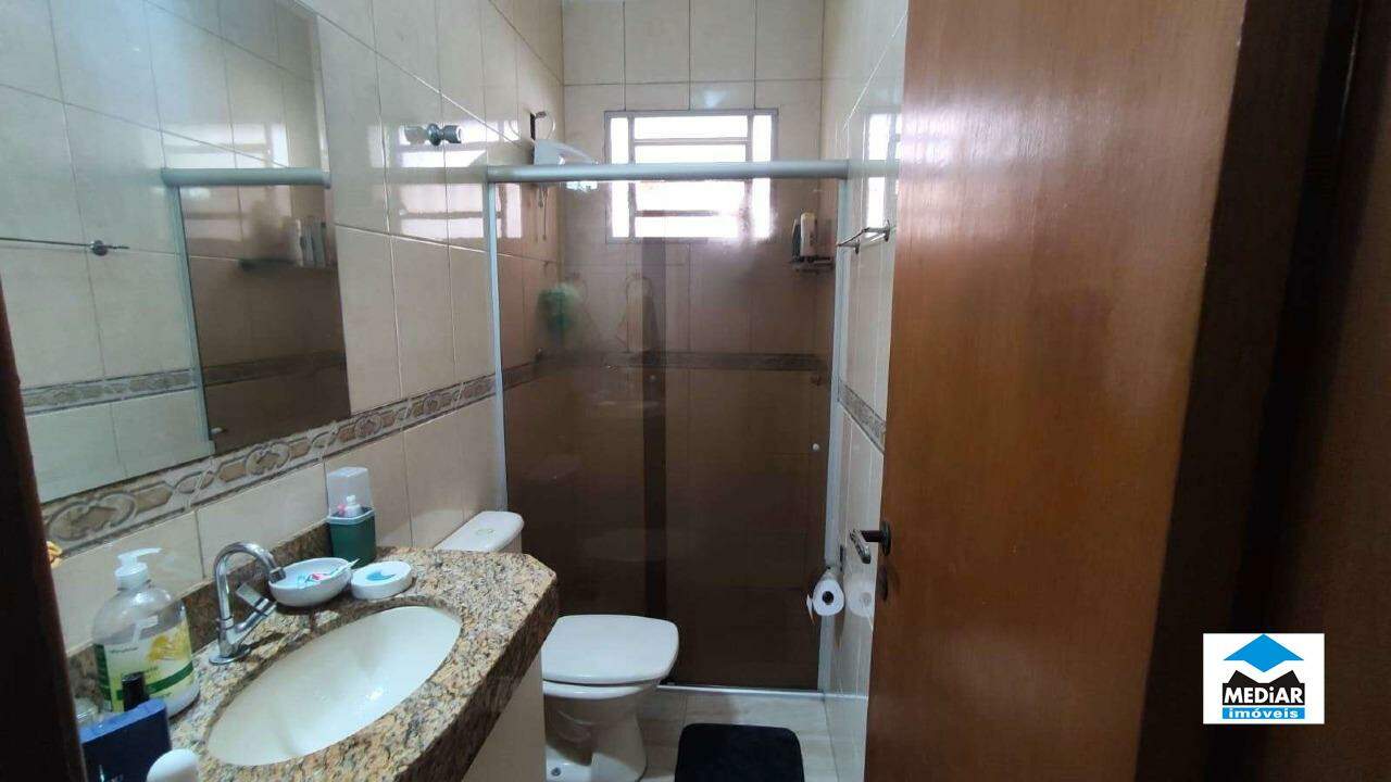 Casa à venda com 3 quartos, 144m² - Foto 9