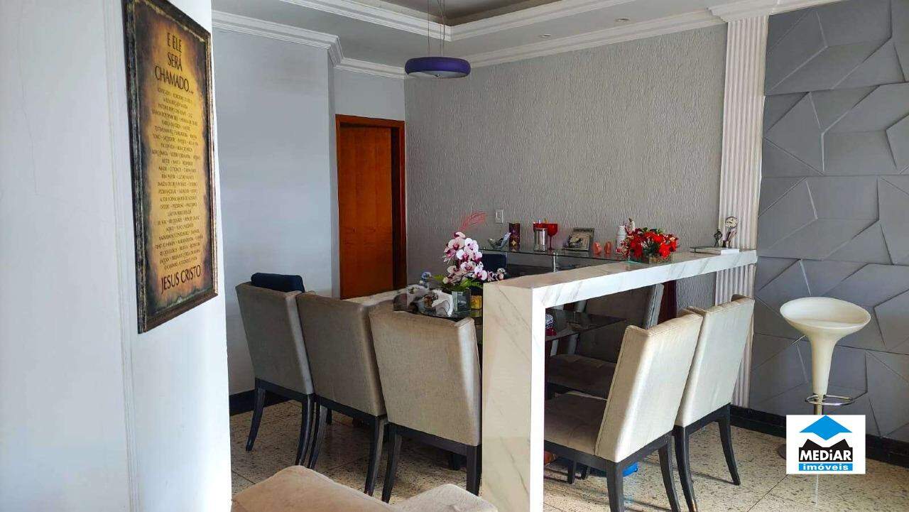 Casa à venda com 3 quartos, 144m² - Foto 3