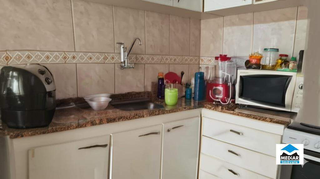 Casa à venda com 3 quartos, 150m² - Foto 8