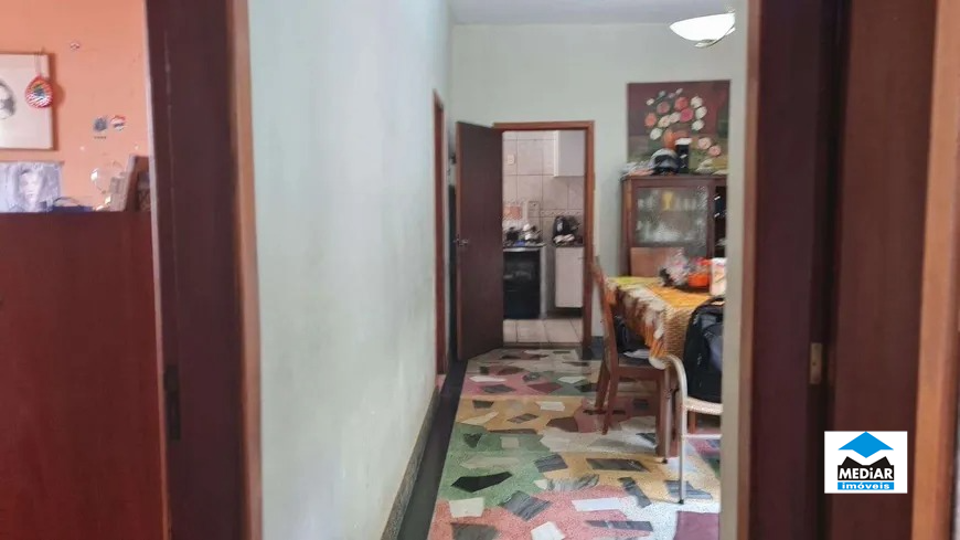 Casa à venda com 3 quartos, 150m² - Foto 4