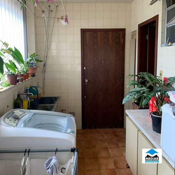 Apartamento à venda com 4 quartos, 160m² - Foto 17