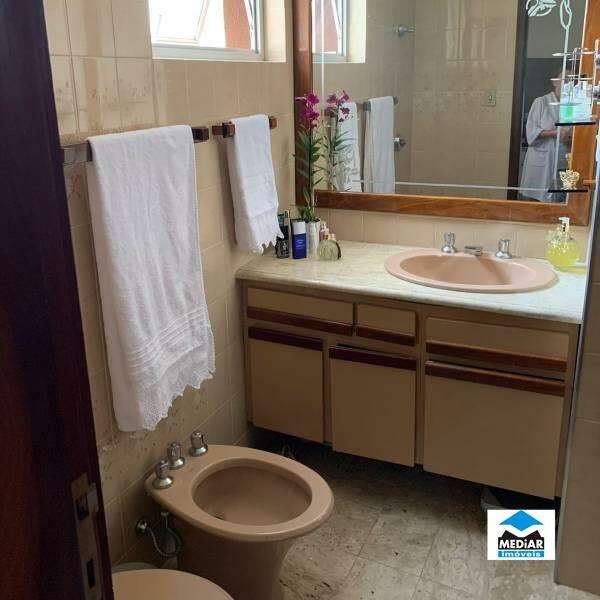 Apartamento à venda com 4 quartos, 160m² - Foto 18