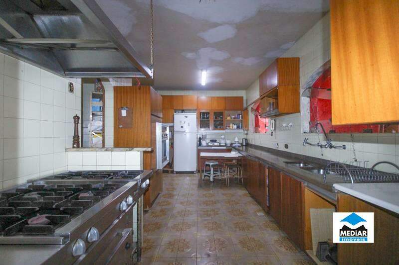 Casa à venda com 5 quartos, 550m² - Foto 17