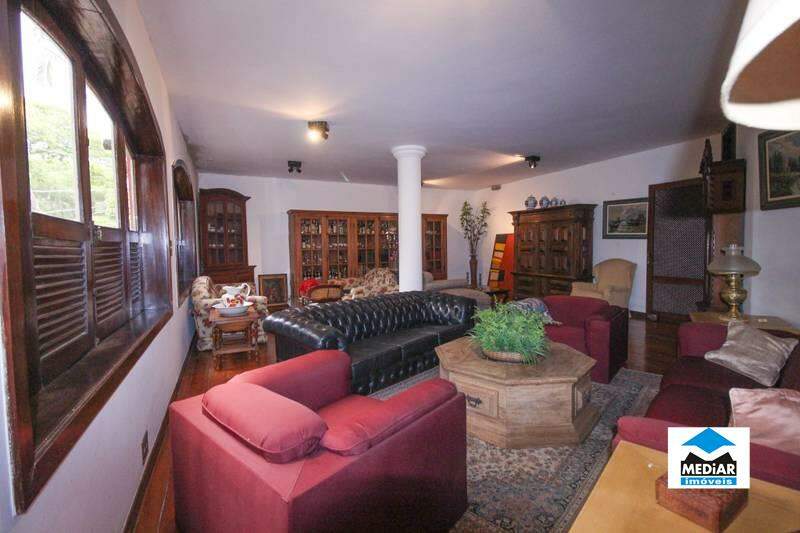 Casa à venda com 5 quartos, 550m² - Foto 3