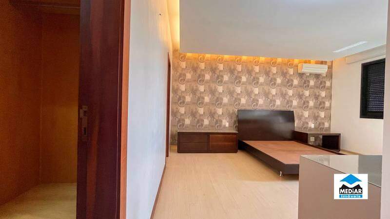 Apartamento à venda com 4 quartos, 256m² - Foto 10