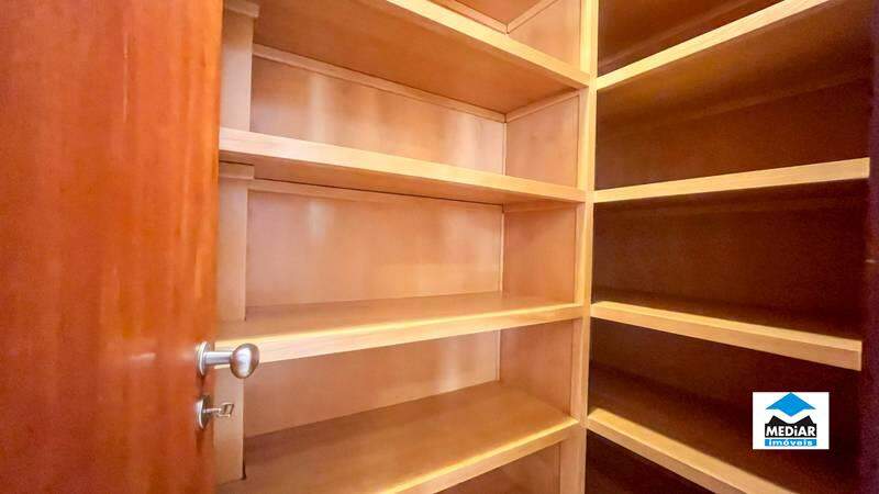 Apartamento à venda com 4 quartos, 256m² - Foto 11