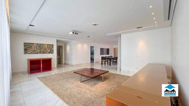 Apartamento à venda com 4 quartos, 256m² - Foto 3