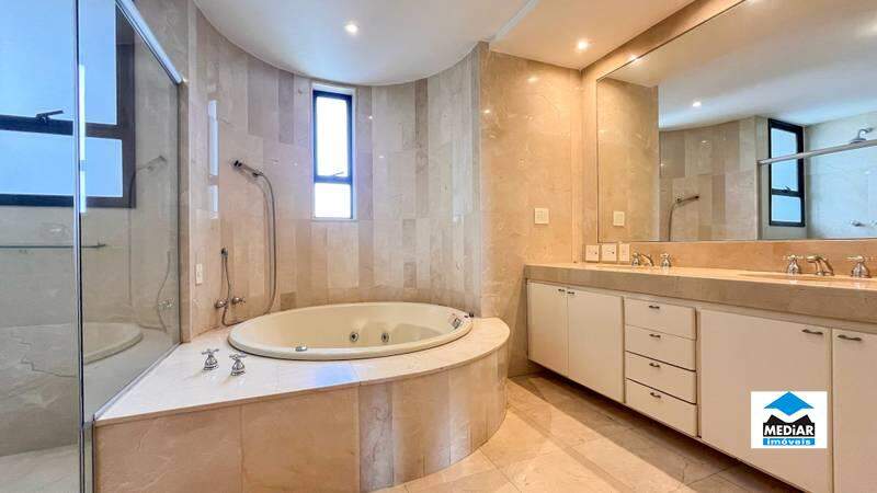 Apartamento à venda com 4 quartos, 256m² - Foto 7