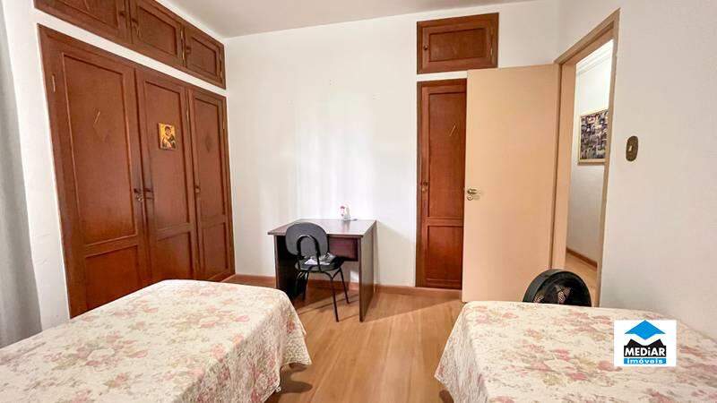 Apartamento à venda com 3 quartos, 120m² - Foto 12