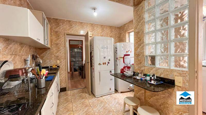 Apartamento à venda com 3 quartos, 120m² - Foto 5