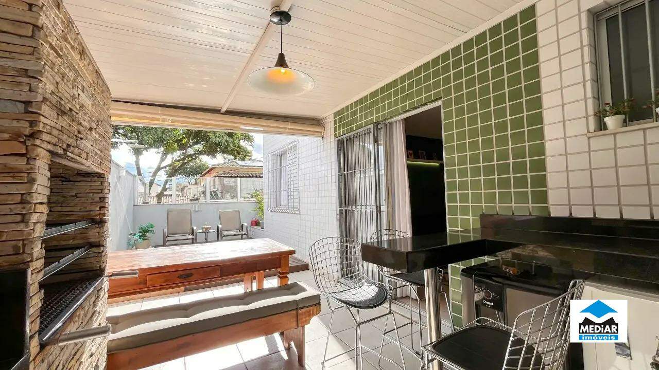 Apartamento à venda com 3 quartos, 98m² - Foto 4