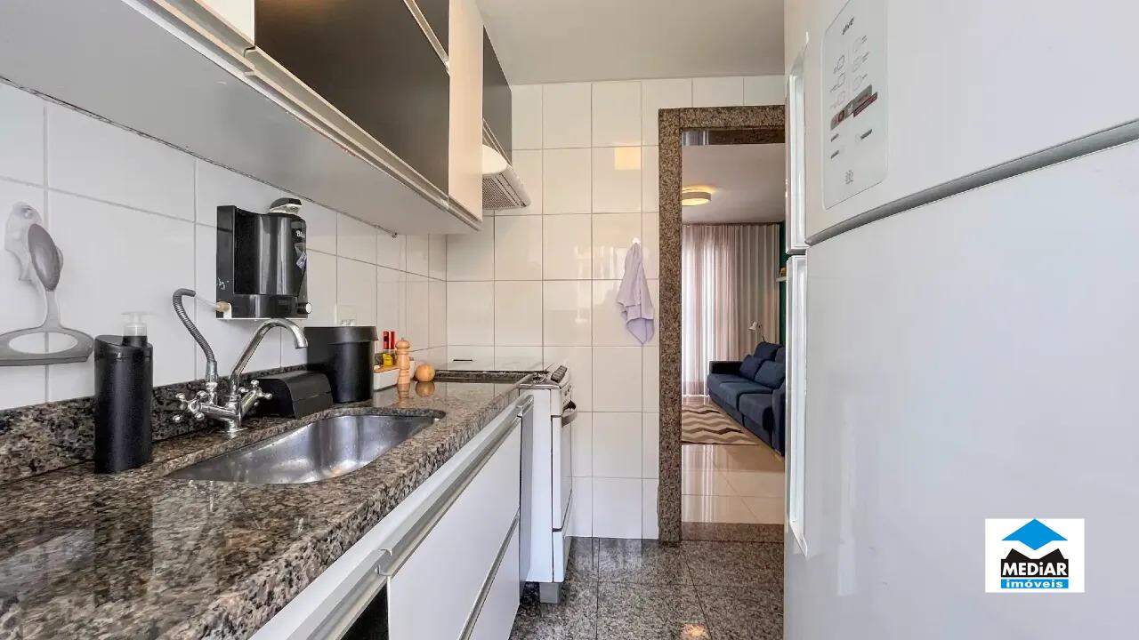 Apartamento à venda com 3 quartos, 98m² - Foto 19
