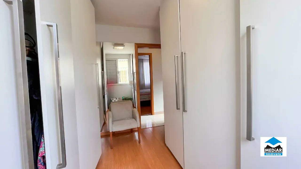 Apartamento à venda com 3 quartos, 98m² - Foto 24