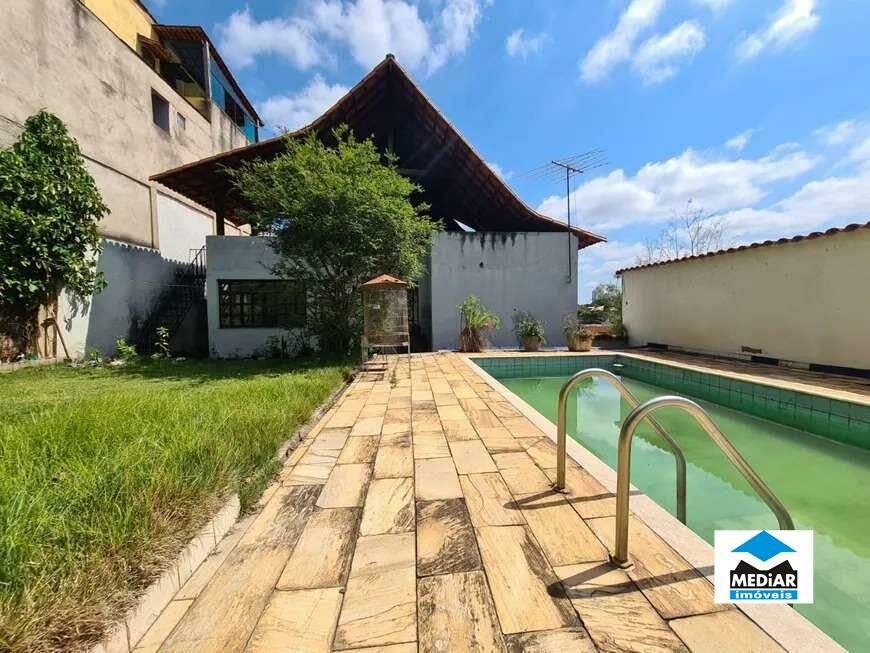Casa à venda com 3 quartos, 336m² - Foto 12