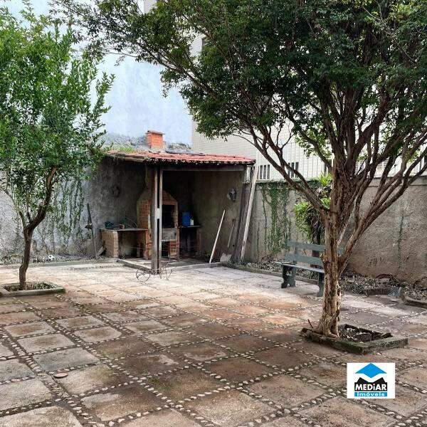 Casa à venda com 4 quartos, 273m² - Foto 14