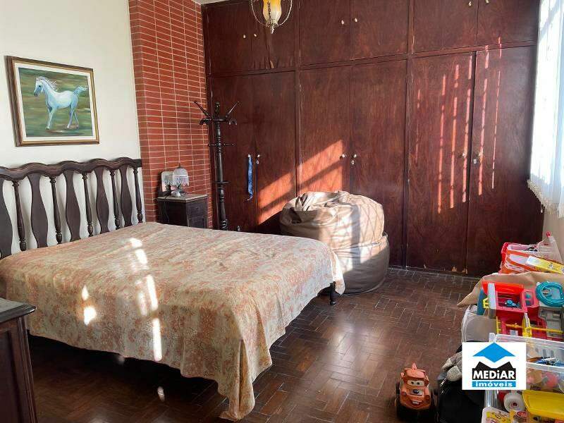 Casa à venda com 4 quartos, 273m² - Foto 19