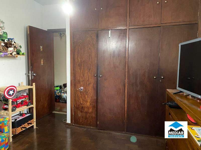 Casa à venda com 4 quartos, 273m² - Foto 21