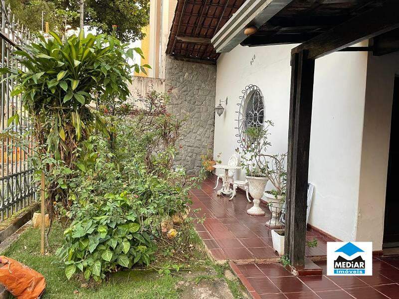 Casa à venda com 4 quartos, 273m² - Foto 23