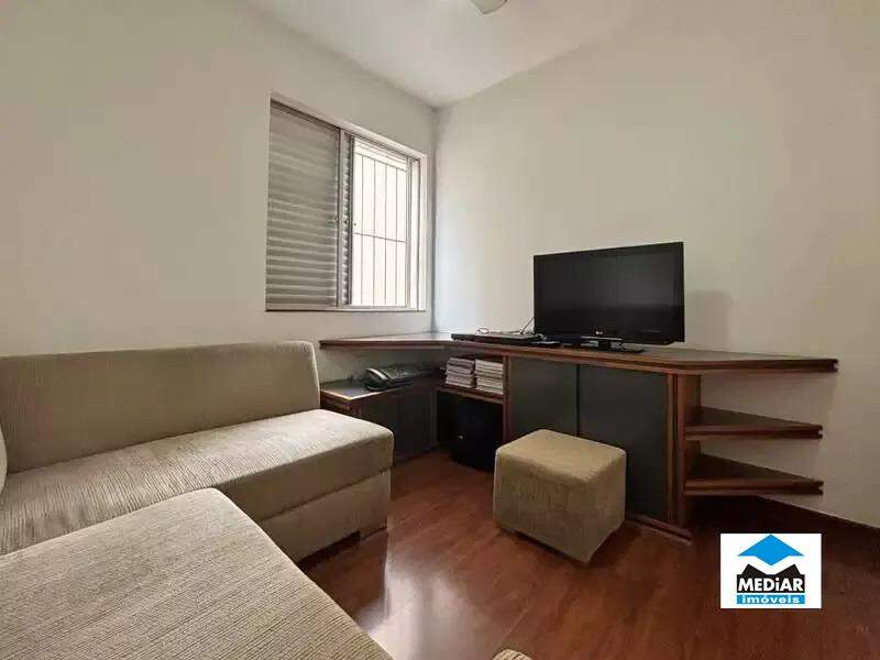Apartamento à venda com 3 quartos, 110m² - Foto 9
