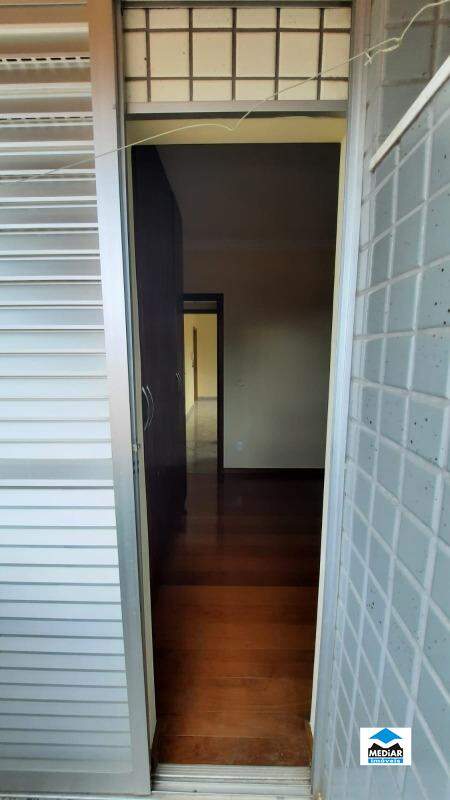 Apartamento à venda com 3 quartos, 86m² - Foto 8