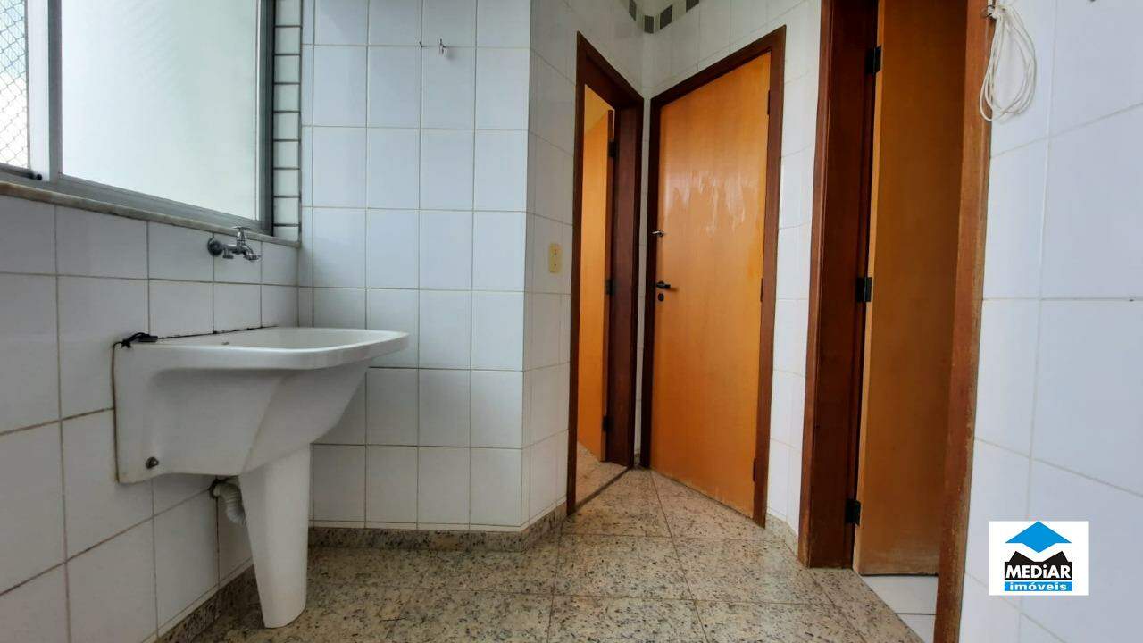 Apartamento à venda com 3 quartos, 86m² - Foto 19