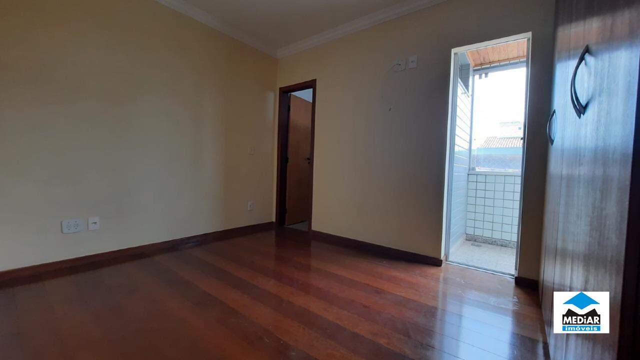 Apartamento à venda com 3 quartos, 86m² - Foto 6