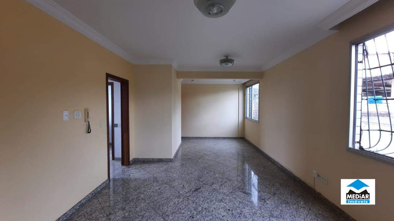 Apartamento à venda com 3 quartos, 86m² - Foto 3