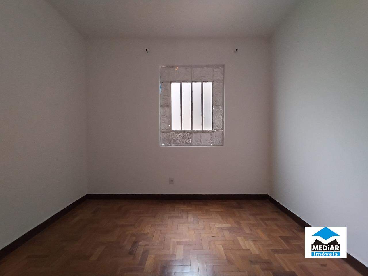 Apartamento à venda com 3 quartos, 78m² - Foto 4