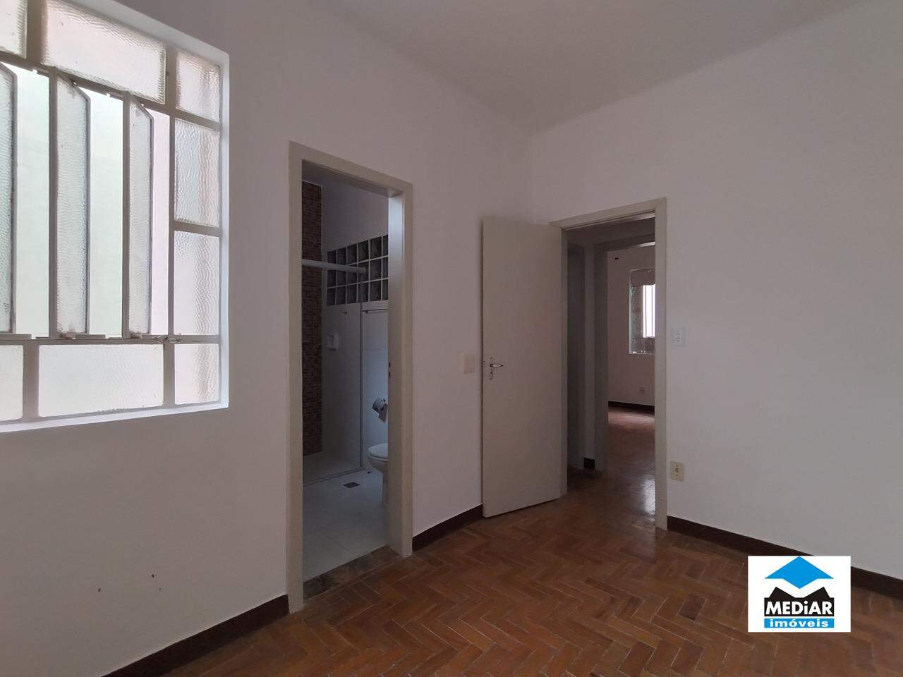 Apartamento à venda com 3 quartos, 78m² - Foto 2